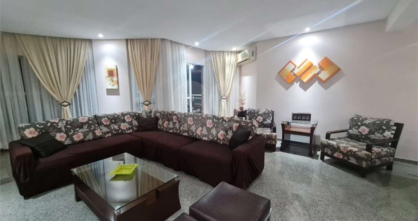 Apartamento com 4 quartos à venda em Gonzaga - SP