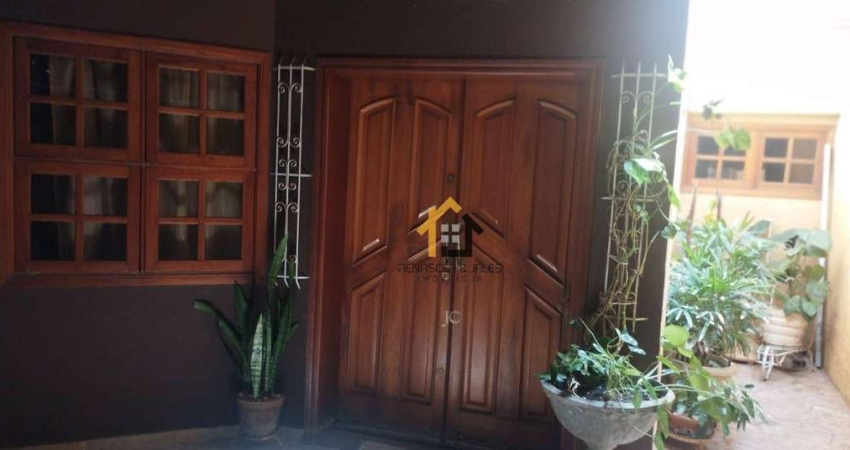 Casa com 3 dormitórios à venda, 272 m² por R$ 600.000,00 - Vila Santa Cruz - São José do Rio Preto/SP