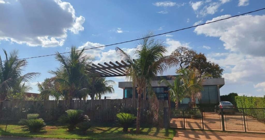 Rancho com 4 Suítes à venda, 340 m² por R$ 1.980.000 - Centro - Fronteira/MG