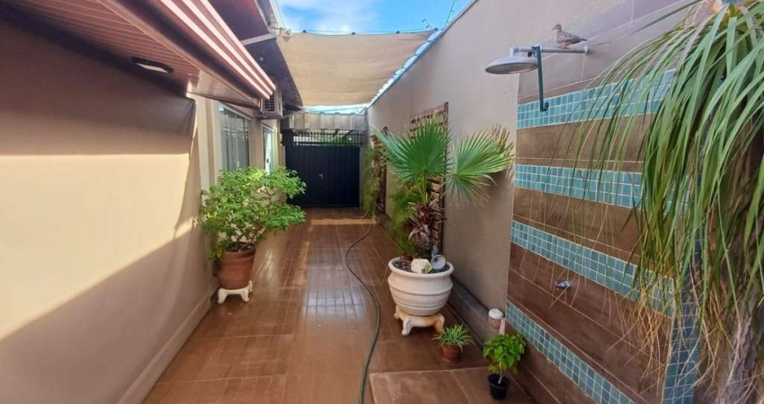 Casa com 3 dormitórios à venda, 330 m² por R$ 1.300.000 - Parque Residencial Universo - São José do Rio Preto/SP