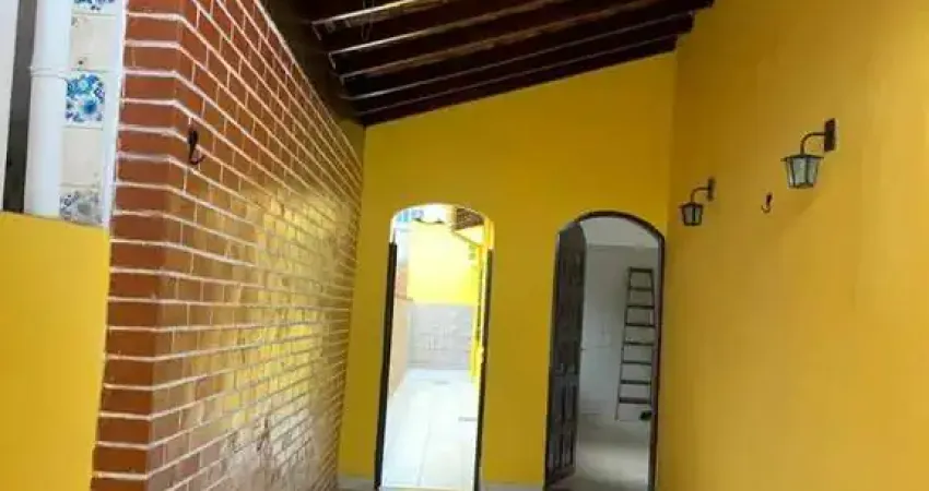 Casa terrea venda no Jardim Maracanã a 100m da Praia. 2 dormitórios , 2 Vagas de garagem!