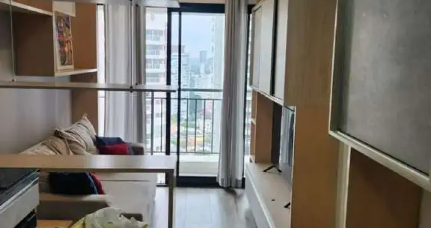 Vila Madalena apartamento vende ou aluga mobiliado a 200m do metrô Vila Madalena!!