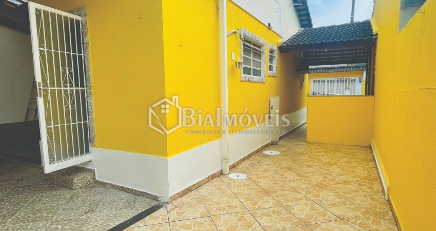 Casa em Campo Grande / Só aqui / 330 Mil.