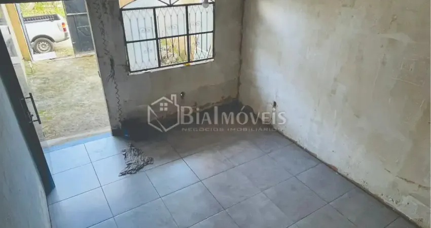 Vendo casa novinha — Estr. Do Guandu — Campo Grande.