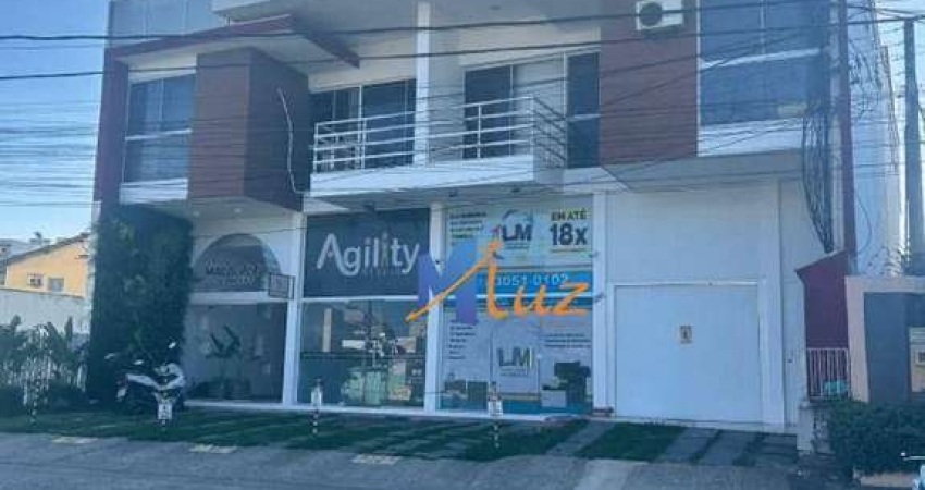 Aluguel de Apartamento Duplex Mobiliado – Av. Evaldo Costa, Macaé