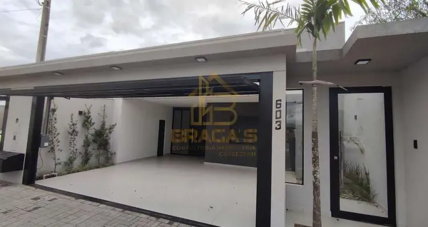 Casa com 2 dorms, Universitário, Cascavel - R$ 680 mil, Cod: 167