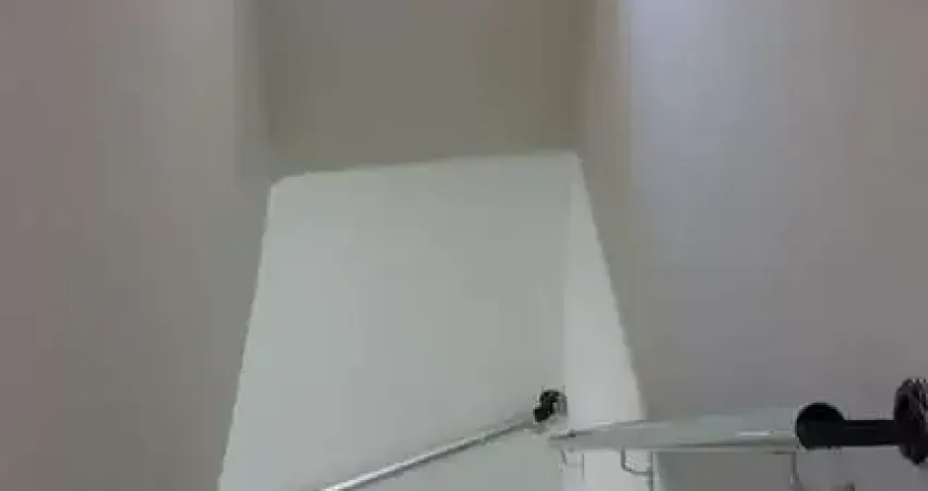 Casa para Venda em Diadema, Conceição, 4 dormitórios, 1 suíte, 5 banheiros, 2 vagas