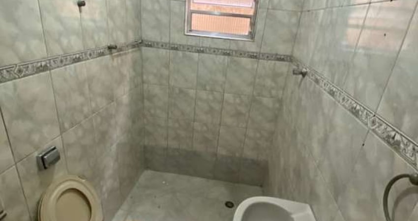Sobrado para Locação em Diadema, Centro, 2 dormitórios, 1 suíte, 1 banheiro