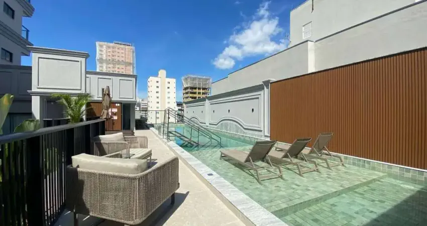 Apartamento com  dormitórios sendo 2 suítes + 2 vagas de garagem mobiliado, com ótima localização  pagamento facilitado.