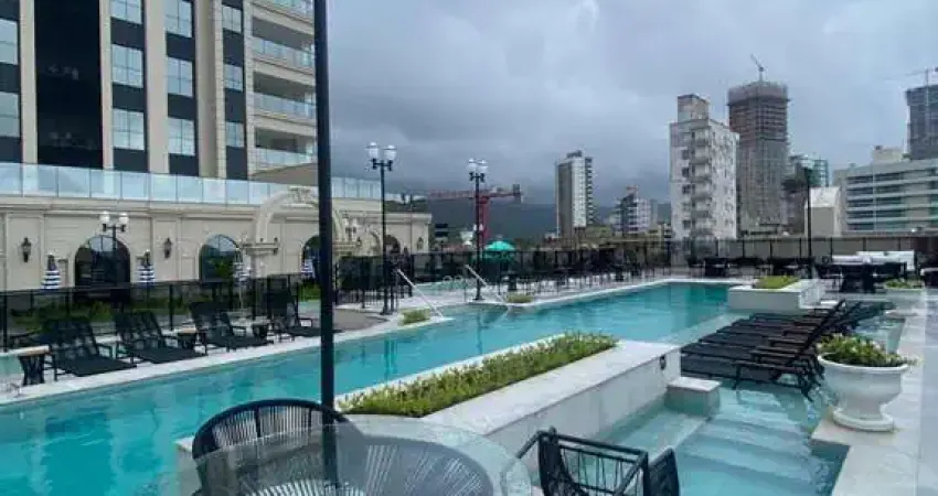 Lindo apartamento quadra mar no centro de itapema  3 suítes + 3 vagas  padrão dallo com vista mar pagamento facilitado.