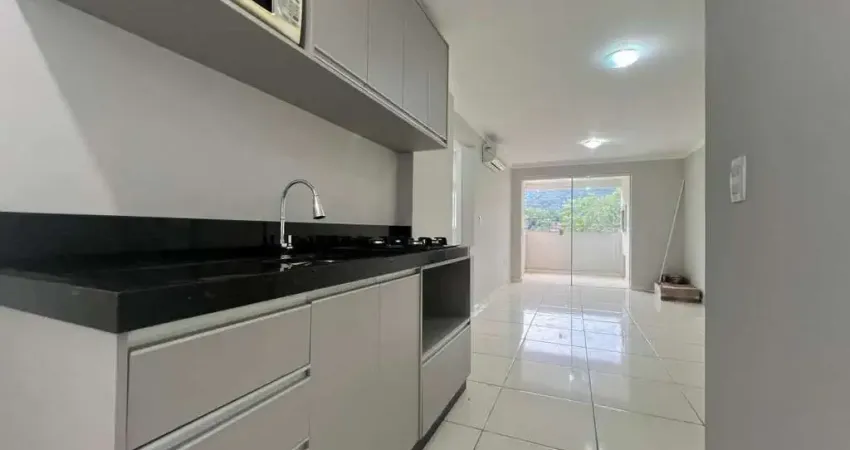 Vendo apartamento com @ dormitórios sendo 1 suíte + 1 vaga de garagem bairro tabuleiro itapema sc