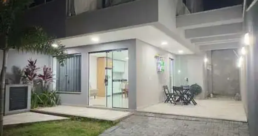 Vendo casa em bombinhas praia do maríscal  2 suítes + 2 vagas de garagem pagamento facilitado pequena entrada confira