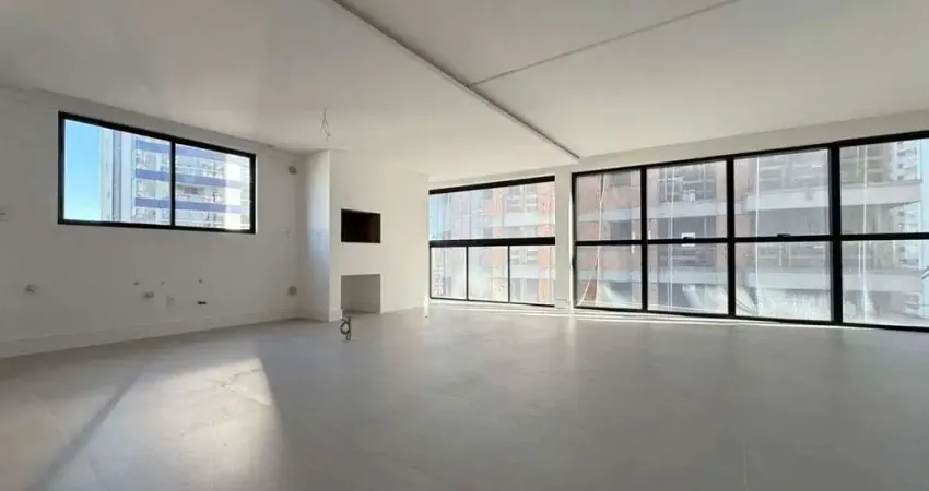 Apartamento 3 suítes + 3 vagas de garagem + lazer pagamento facilitado direto proprietário em meia praia de itapema sc