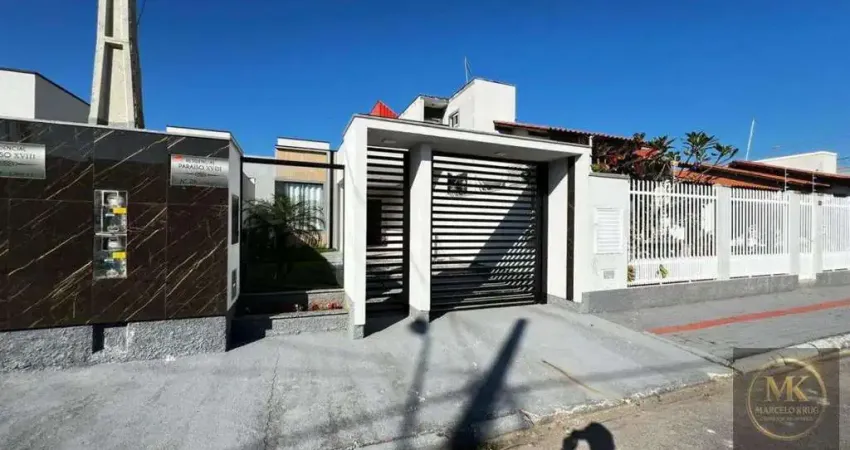 Casa com 2 dormitórios sendo 1 suíte + 1 vaga de garagem + pátio nos fundos pagamento facilitado em tijucas sc