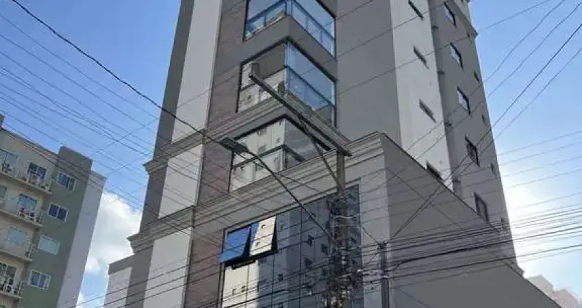 Apartamento à venda, com 3 dormitórios. sendo 2 suítes, 1 apto por andar, localizado na terceira avenida em meia praia itapema