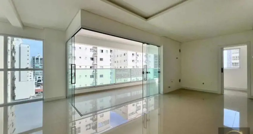 Apartamento á venda 4 suítes sendo 1 máster 3 vagas  privativos pagamento facilitado direto com proprietário meia praia itapema