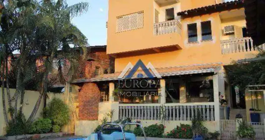 Sobrado com 3 dormitórios à venda, 280 m² por R$ 1.300.000,00 - Brasilia - Ibiporã/PR