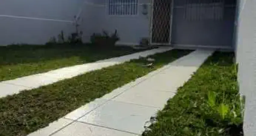 Casa residencial com 3 quartos  para alugar, 60.00 m2 por r$1500.00  - gralha azul - fazenda rio grande/pr