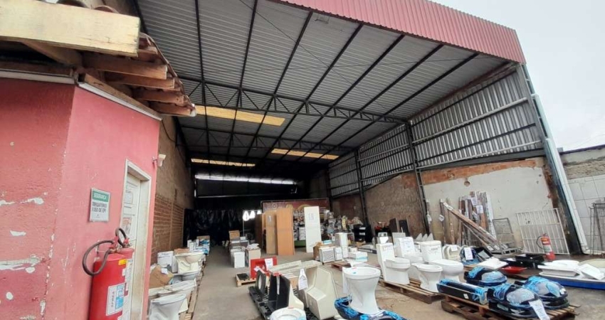 Barracão_Galpão para alugar, 300.00 m2 por R$5000.00  - Nacoes - Fazenda Rio Grande/PR