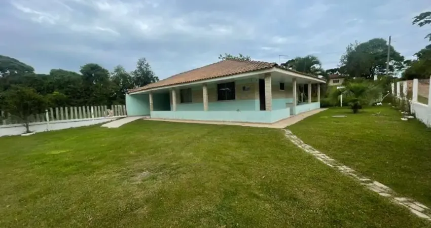 Casa Residencial com 2 quartos para alugar, 80.00 m2 por R$1500.00 - Veneza - Fazenda Rio Grande/PR