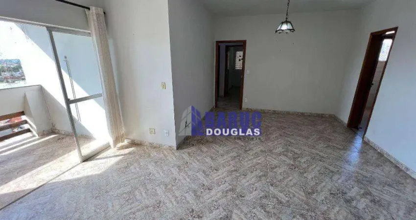 Vende-se apto ótimo Edf. Park Diplomata no Bairro Consil, apto com sala jantar e estar, 03 quartos, 02 Wc's e 02 garagens, piscina e espaço gourmet.