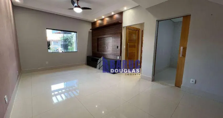 Vende-se lindo e reformado sobrado em condominio fechado no Princesa Yasmin, com 3 quartos sendo 1 suite, 158 m² por R$ 700.000 - Coophema - Cuiabá/MT