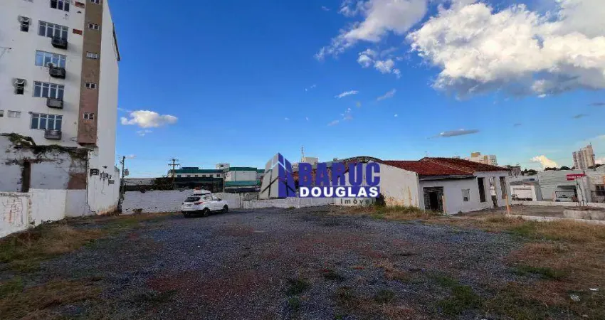 Vende-se ótimo terreno 2.400m2 na rua 13 de junho, com 32 metros de frente para rua 13 de junho e 75 metros de fundos ao lado do Hospital HGU.