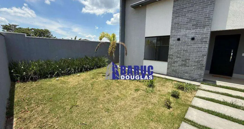 Vende-se casa toda em laje, sala de tv e jantar, 3 quartos sendo 1 suíte, cozinha americana com churrasqueira, quintal amplo e gramado.