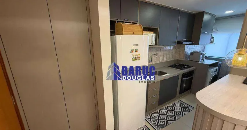 Vende-se lindo e reformado garden monte líbano com 03 quartos sendo 01 suíte,  completo de armários e ar split, andar alto e sol da manhã.