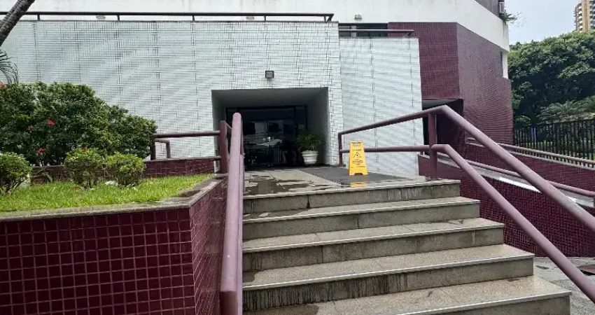 Vendo apartamento de 3/4, com suite, área privativa de 75 m2, na pituba - em salvador