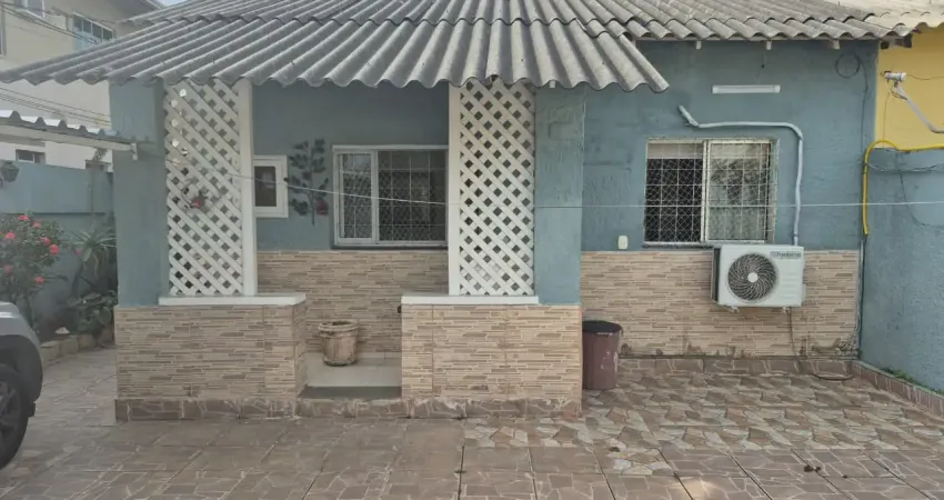 Excelente casa à venda em realengo com 3 quartos sendo 1 suíte