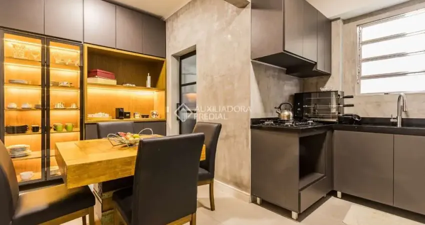 Apartamento com 3 quartos à venda na Rua Duque de Caxias, 1220, Centro Histórico, Porto Alegre