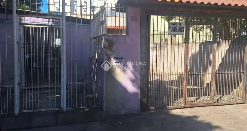 Terreno à venda na Rua Palestina, 33, Bom Jesus, Porto Alegre