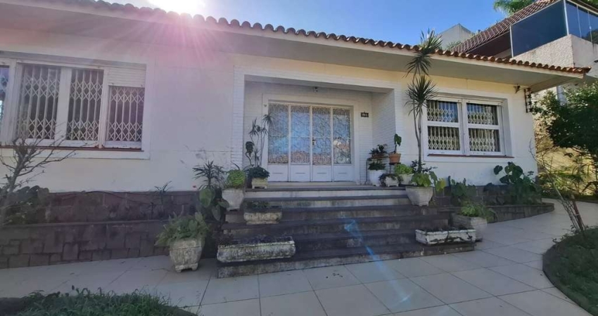 Casa com 3 quartos à venda na Beco do Paraiso, 46, Santa Tereza, Porto Alegre