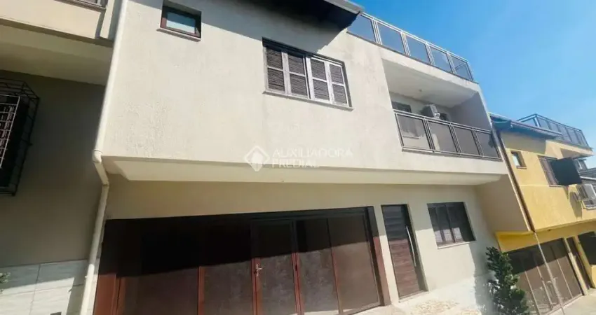 Casa em condomínio fechado com 3 quartos à venda na Rua São Leopoldo, 80, Vila Jardim, Porto Alegre