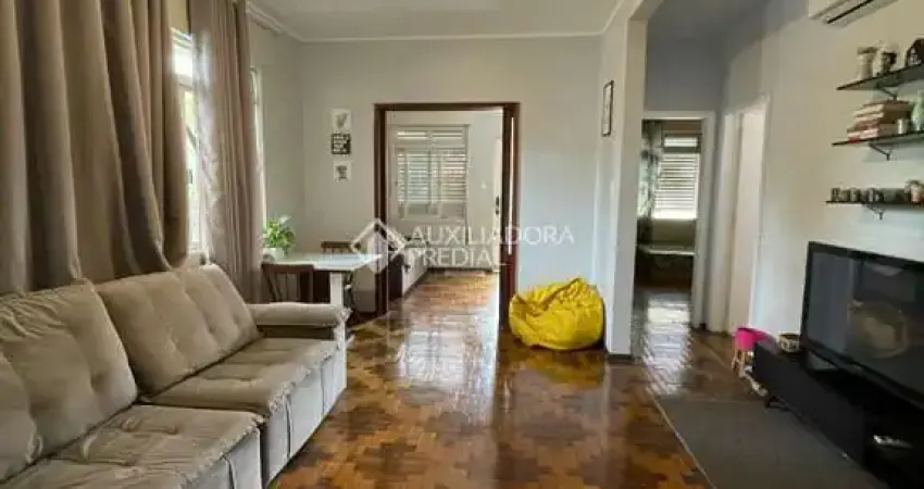 Casa com 4 quartos à venda na Rua Plácido de Castro, 141, Azenha, Porto Alegre