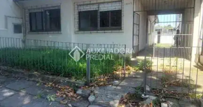 Casa com 3 quartos à venda na Avenida Benno Mentz, 1283, Vila Ipiranga, Porto Alegre