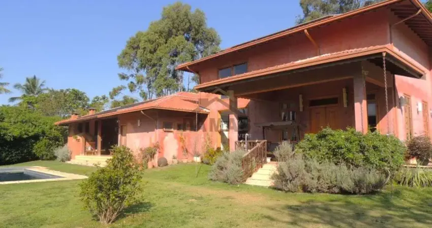 Casa de luxo com 6 suites e piscina aquecida no vale da santa fe em vinhedo