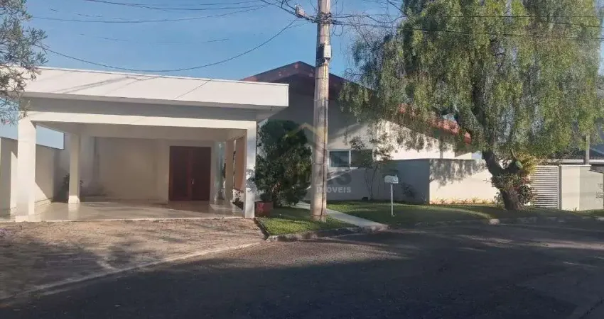 Casa em condominio fechado com 5 suites, AC 480m2e AT 840m2