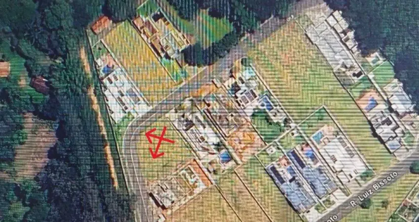 Terreno de esquina a venda com 823m2 em Condominio Fechado de Alto Padrao em Vinhedo/SP