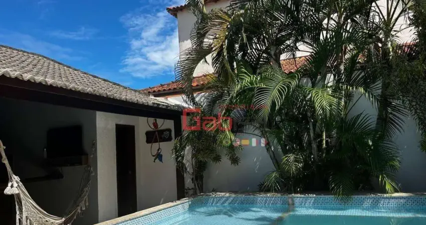 Casa com 3 dormitórios à venda, 180 m² por R$ 700.000,00 - Guriri - Cabo Frio/RJ