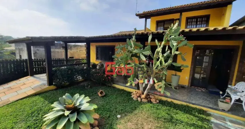 Casa com 4 dormitórios à venda, 200 m² por R$ 980.000,00 - Balneário São Pedro II - São Pedro da Aldeia/RJ