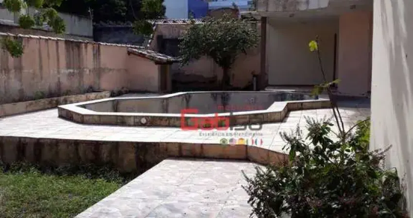 Casa com 3 dormitórios à venda, 320 m² por R$ 1.600.000,00 - Passagem - Cabo Frio/RJ