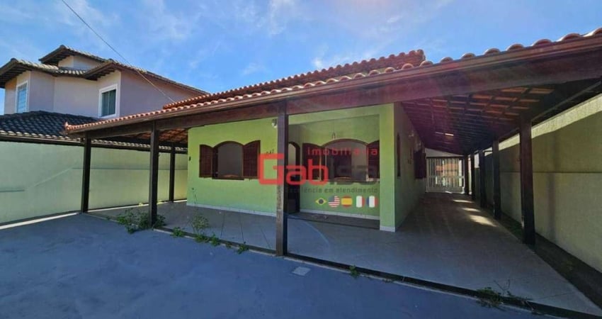 Casa com 3 dormitórios à venda, 128 m² por R$ 500.000,00 - Guriri - Cabo Frio/RJ