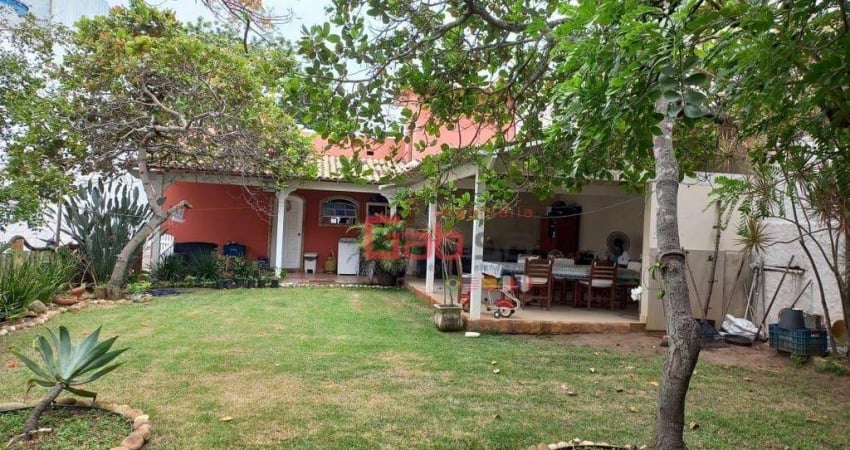 Casa com 3 dormitórios à venda, 600 m² por R$ 2.600.000 - São Cristóvão - Cabo Frio/RJ