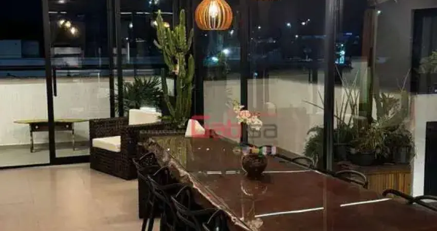 Cobertura com 2 dormitórios à venda, 136 m² por R$ 850.000 - Parque Burle - Cabo Frio/RJ