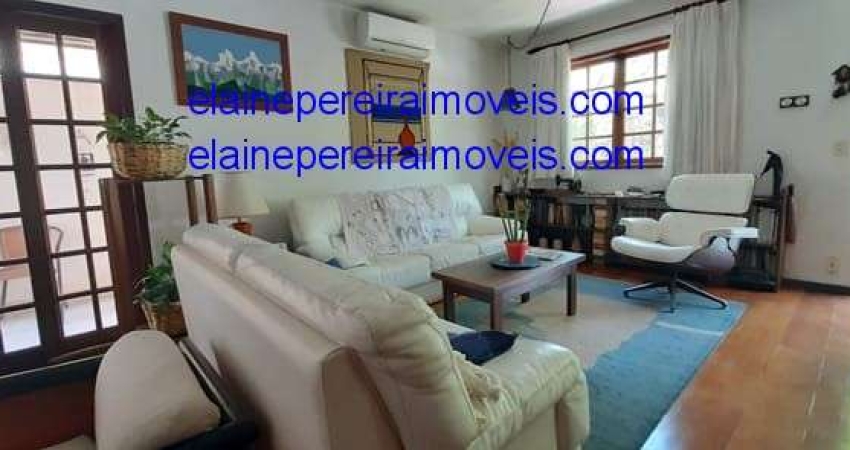 Metro Vila Sônia - Condomínio sobrado 300mtsAC - 4dts sd 3suite 4 vagas- quintal -R$ 1400.000,00