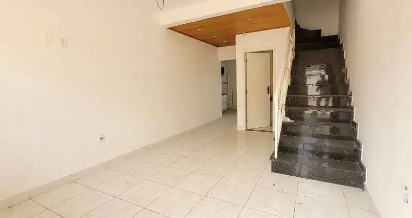 Casa com 2 dormitórios à venda, 90 m² por r$ 420.000 - jardim alvinópolis - atibaia/sp