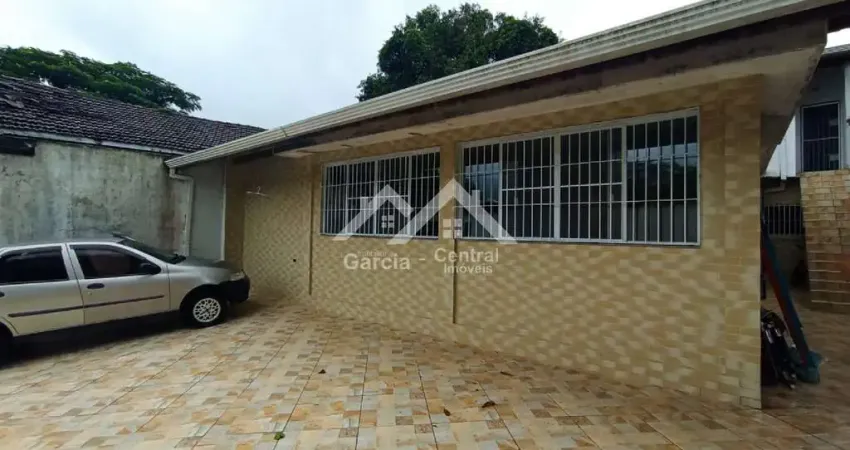 Casa com 2 quartos à venda na Centro, 250, Centro, Peruíbe