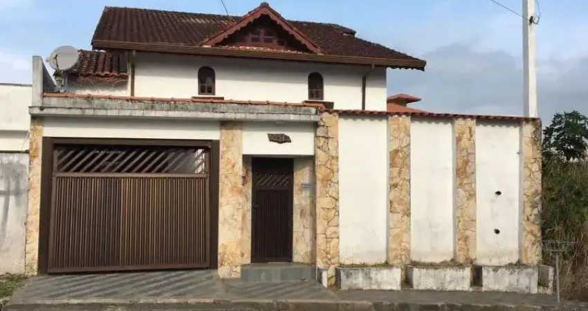 Casa com 5 quartos à venda na Centro, 345, Centro, Peruíbe